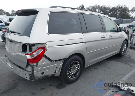 2006 Honda Odyssey Touring z USA, uszkodzony, nr VIN 5FNRL38846B045009